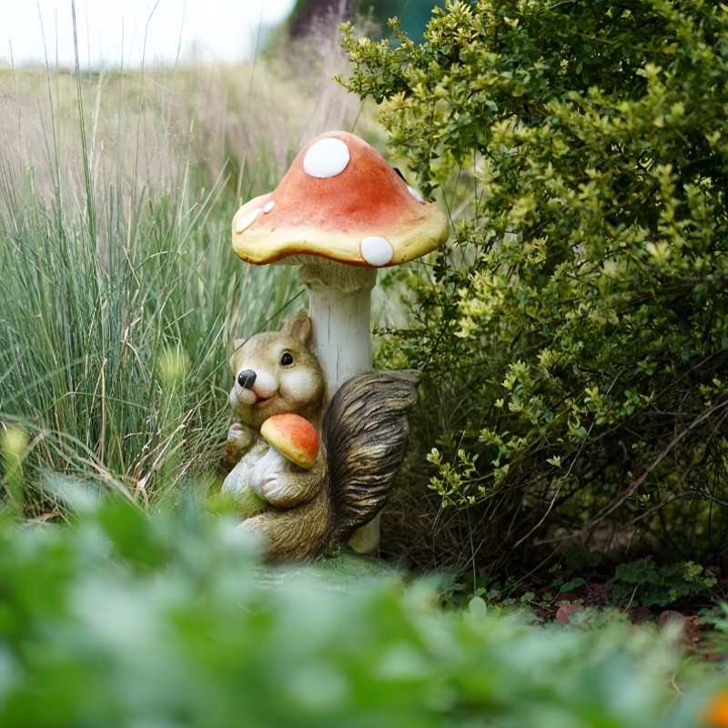 IMG_4130 Sleepy Squirrel & Mushroom Series GD05